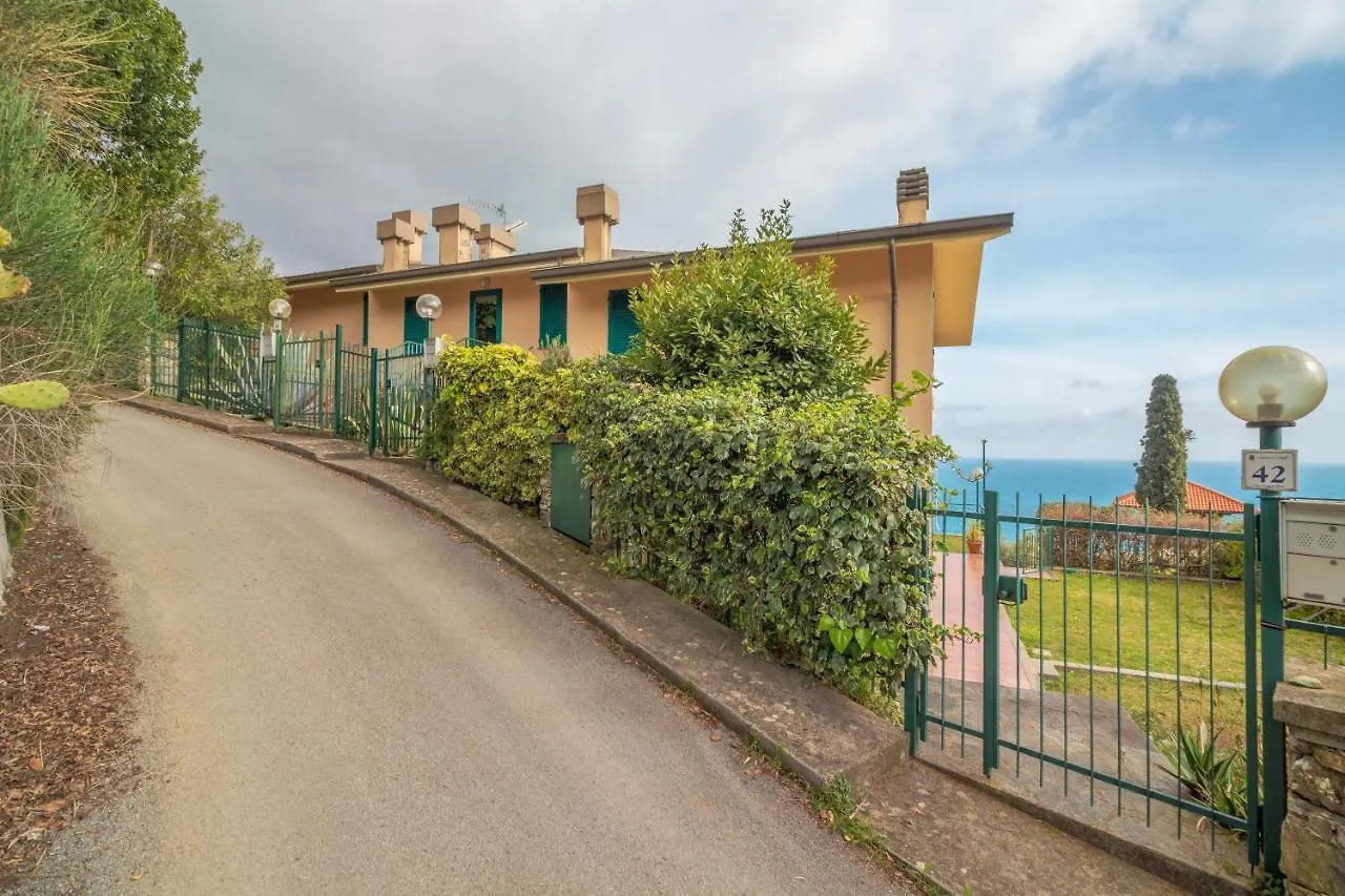 Apartment Casa Camilla Relax Con Una Vista Da Sogno Zoagli Italien